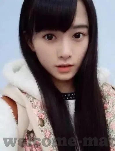 人妻美由纪-魅力绽放，人妻美由纪的细腻生活画卷